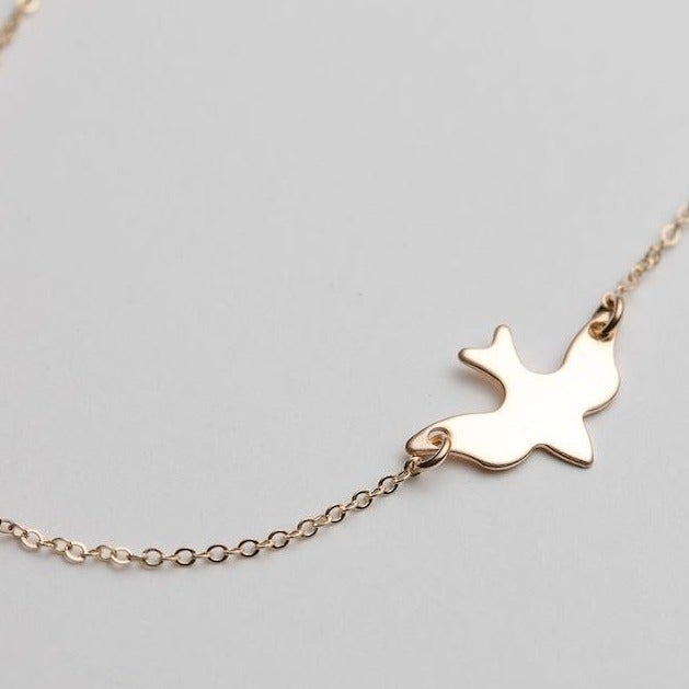 鳥のネックレス